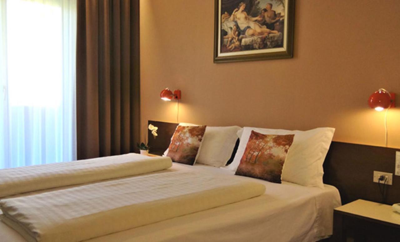 Hotel Bologna Brunico Esterno foto